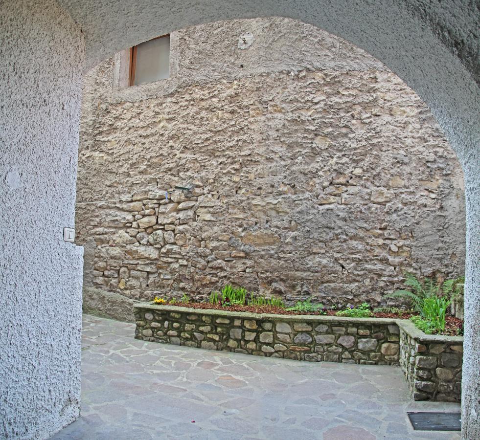 La Rotonda Apartments By Gardadomusmea Tremosine Экстерьер фото
